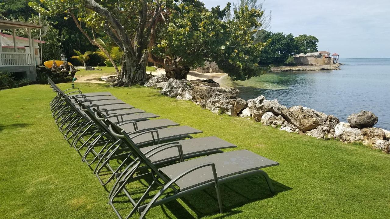 Llantrissant Beachcliff Villa Negril Exterior foto